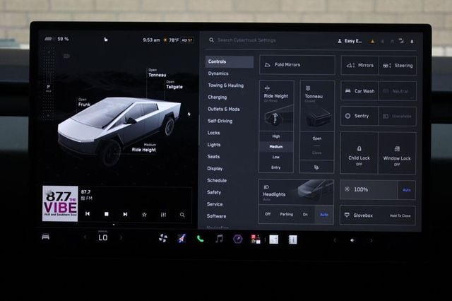 2025 Tesla Cybertruck Base - 23085027 - 44