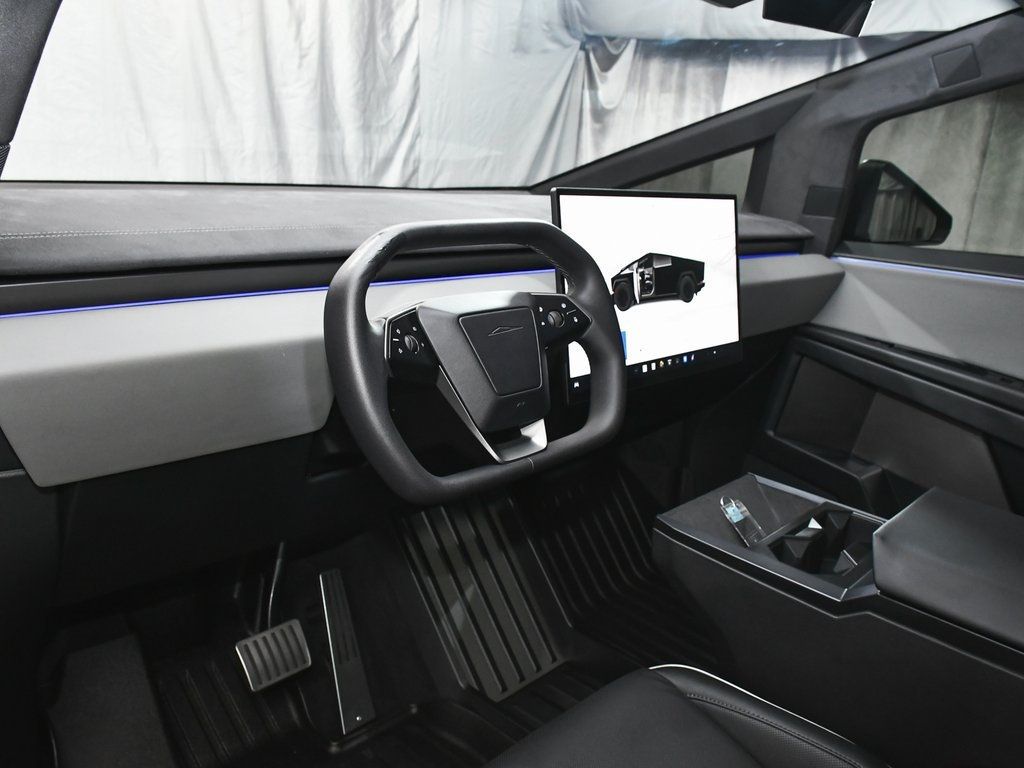 2025 Tesla Cybertruck Cyberbeast photo 21
