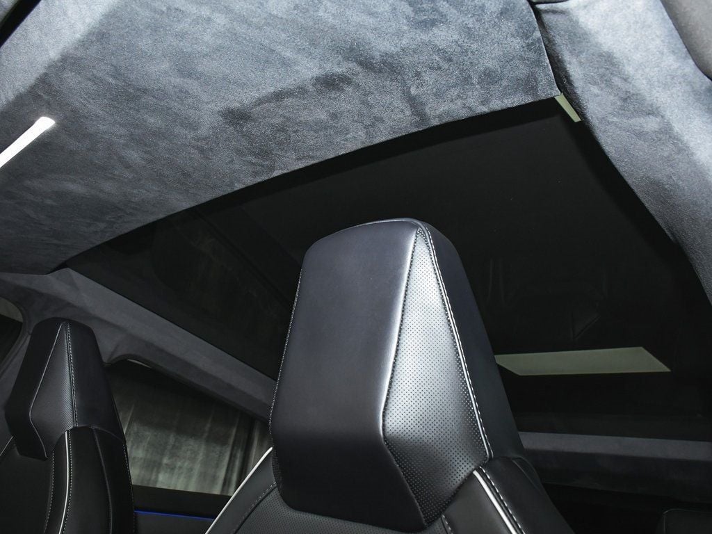 2025 Tesla Cybertruck Cyberbeast photo 38