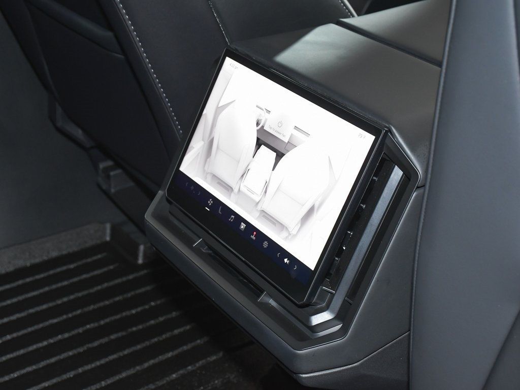 2025 Tesla Cybertruck Cyberbeast photo 43