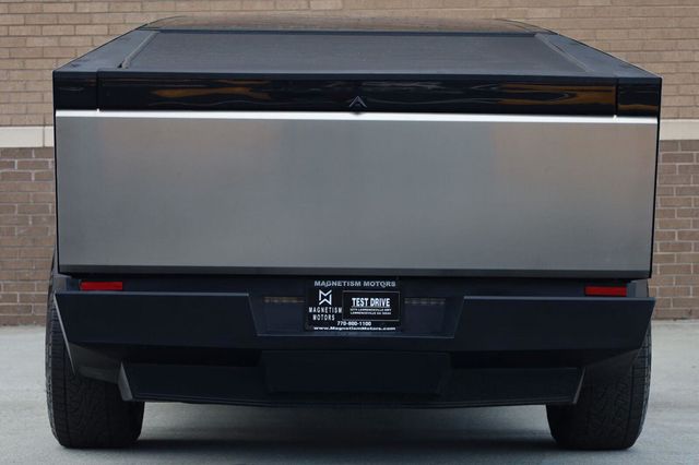 2025 Tesla Cybertruck Cyberbeast - 23093862 - 9