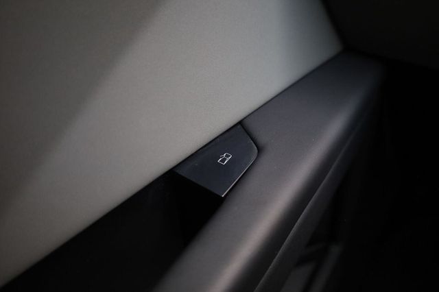 2025 Tesla Cybertruck Cyberbeast - 23093862 - 35