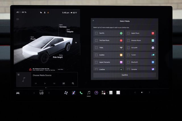 2025 Tesla Cybertruck Cyberbeast - 23093862 - 41