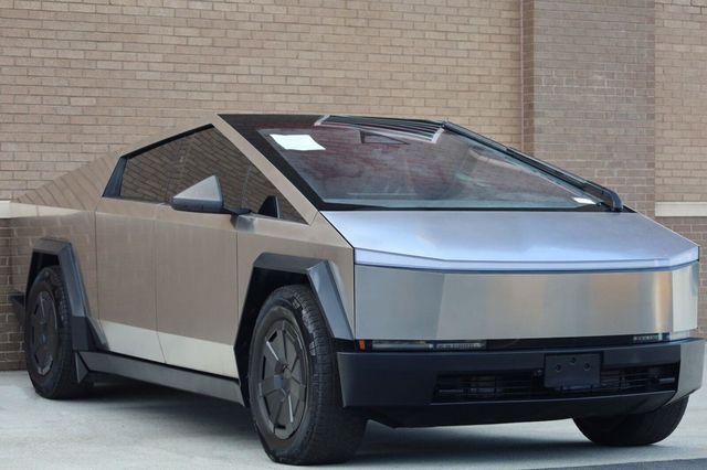 2025 Tesla Cybertruck Cyberbeast - 23093862 - 6