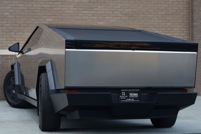 2025 Tesla Cybertruck Cyberbeast - 23093862 - 8