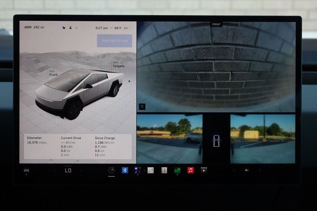 2025 Tesla Cybertruck Long Range - 23085025 - 39