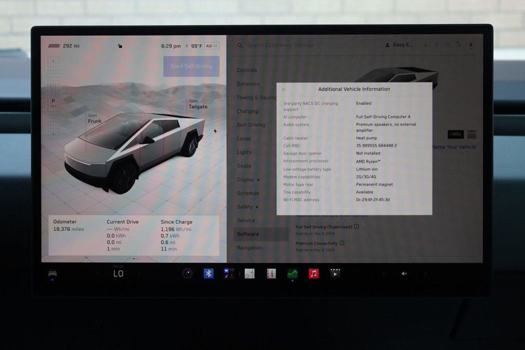 Tesla Cybertruck photo 48