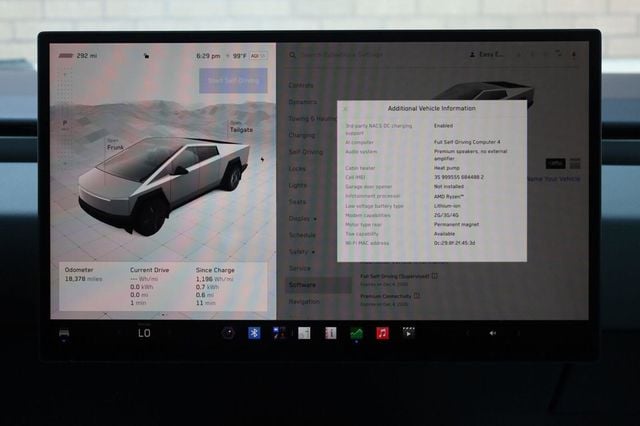2025 Tesla Cybertruck Long Range - 23085025 - 47