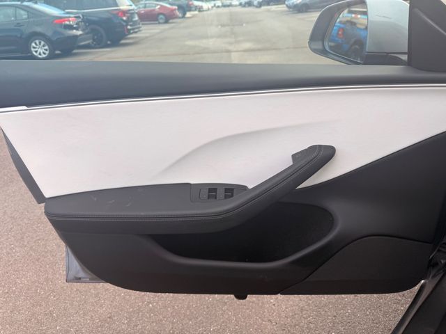 2025 Tesla Model 3 LONG RANG - 23080911 - 4