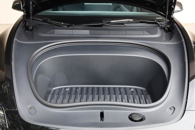 2025 Tesla Model 3 Long Range - 23031684 - 10