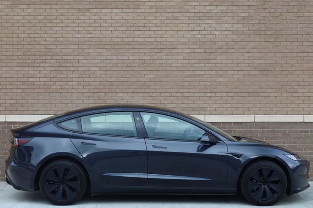2025 Tesla Model 3 Long Range - 23072897 - 1