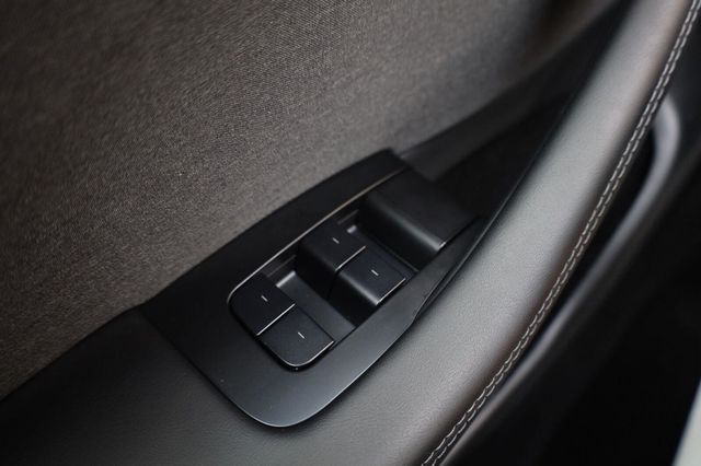 2025 Tesla Model 3 Long Range - 23072897 - 37