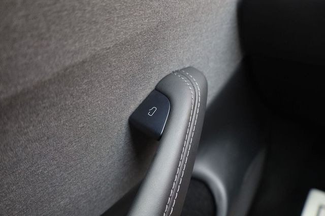 2025 Tesla Model 3 Long Range - 23072897 - 38