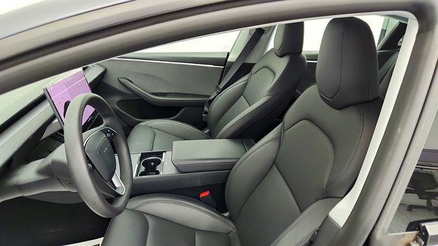 2025 Tesla Model 3 Long Range - 22971199 - 21