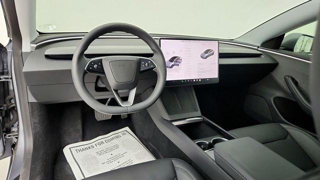 2025 Tesla Model 3 Long Range (357-mile estimated range) - 22947382 - 11