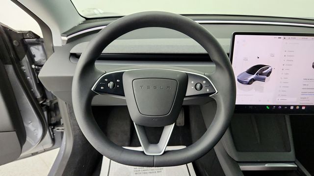 2025 Tesla Model 3 Long Range (357-mile estimated range) - 22947382 - 13