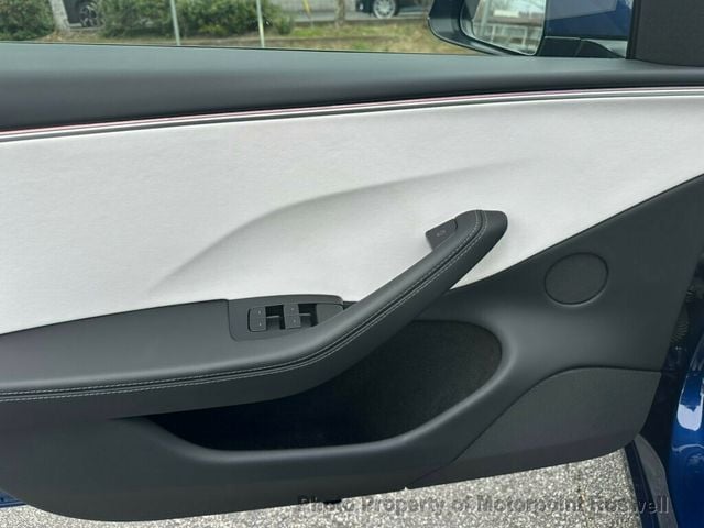 2025 Tesla Model 3 Long Range AWD - 22986521 - 12