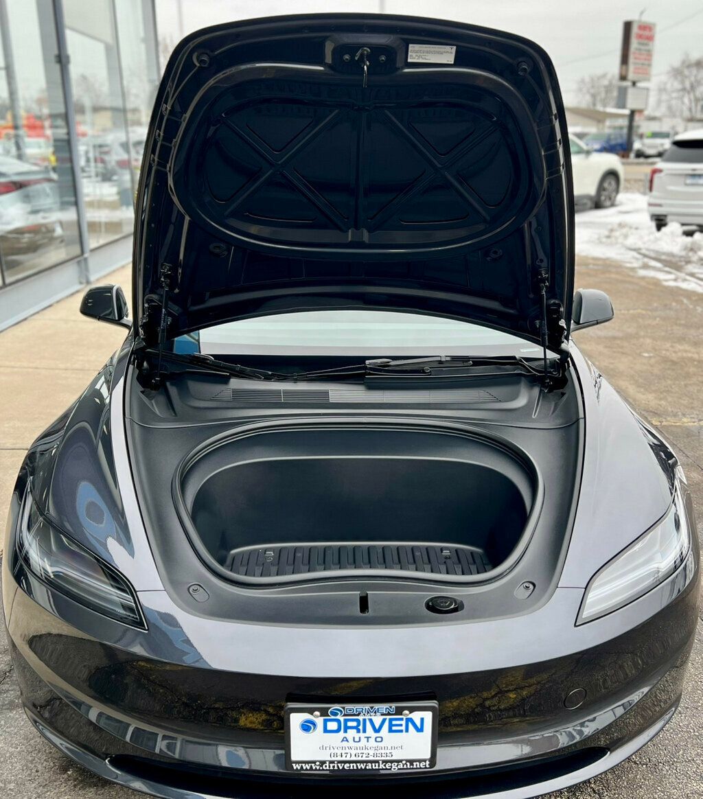 2025 Tesla Model 3 Long Range AWD - 22998439 - 10