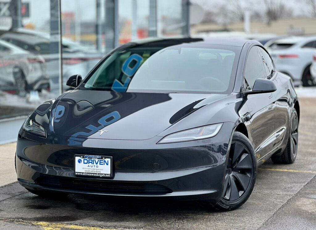2025 Tesla Model 3 Long Range AWD - 22998439 - 32