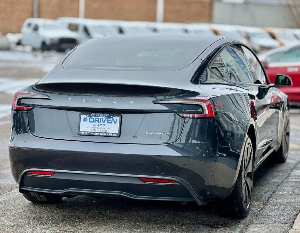 2025 Tesla Model 3 Long Range AWD - 22998439 - 36