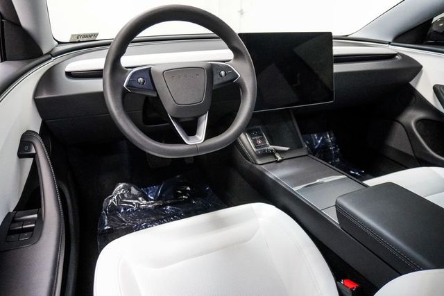 2025 Tesla Model 3 Long Range AWD - 23021035 - 13