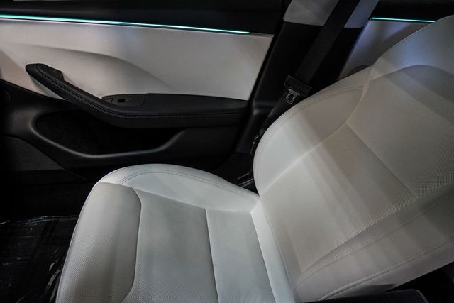 2025 Tesla Model 3 Long Range AWD - 23021035 - 25