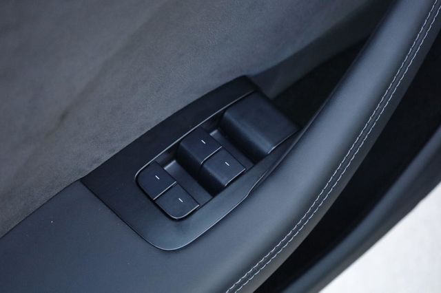 2025 Tesla Model 3 Long Range AWD - 23052454 - 34