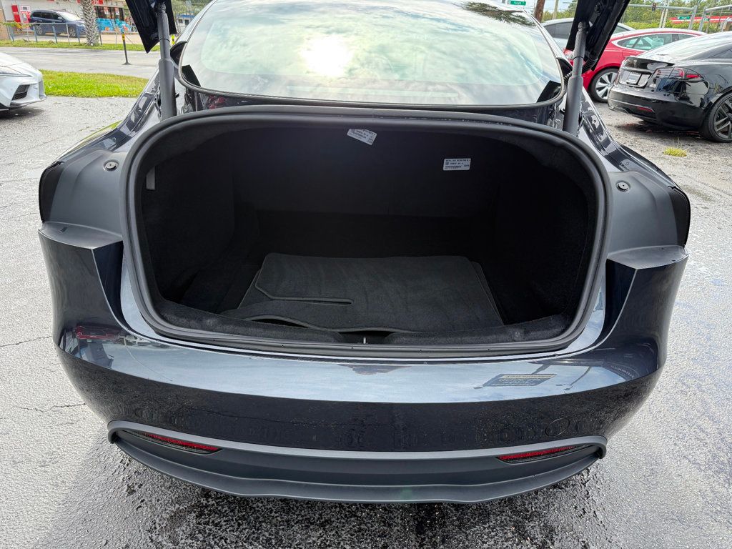 2025 Tesla Model 3 Long Range photo 21