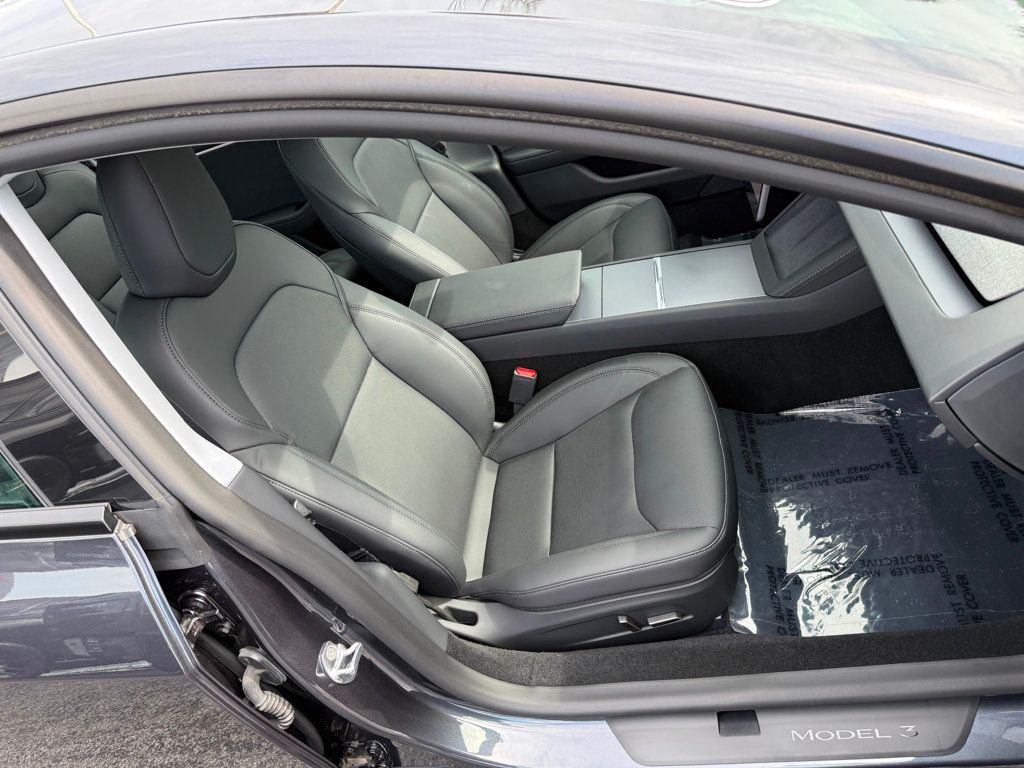 2025 Tesla Model 3 Long Range photo 26