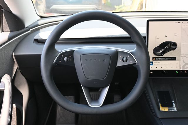 2025 Tesla Model 3 Long Range RWD - 23061870 - 12