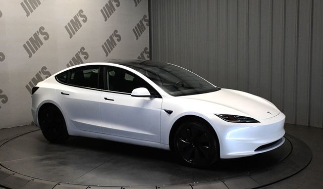 2025 Tesla Model 3 Long Range RWD - 23078337 - 2