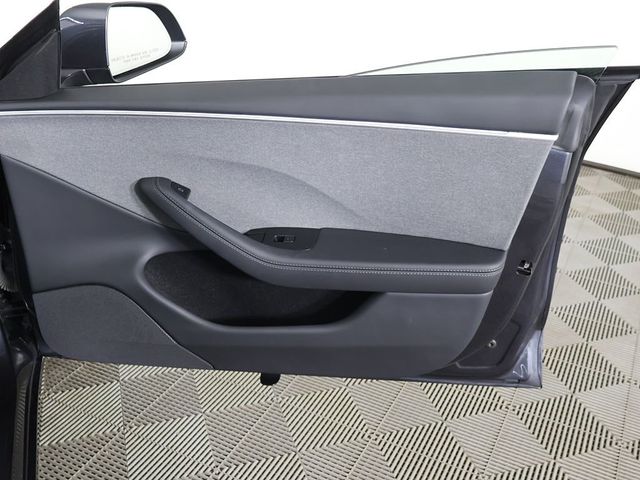 2025 Tesla Model 3 Long Range RWD - 23056847 - 26
