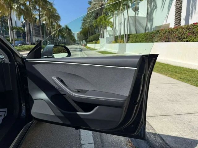 2025 Tesla Model 3 Long Range RWD - 22985380 - 10