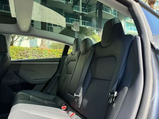 2025 Tesla Model 3 Long Range RWD - 22985380 - 15