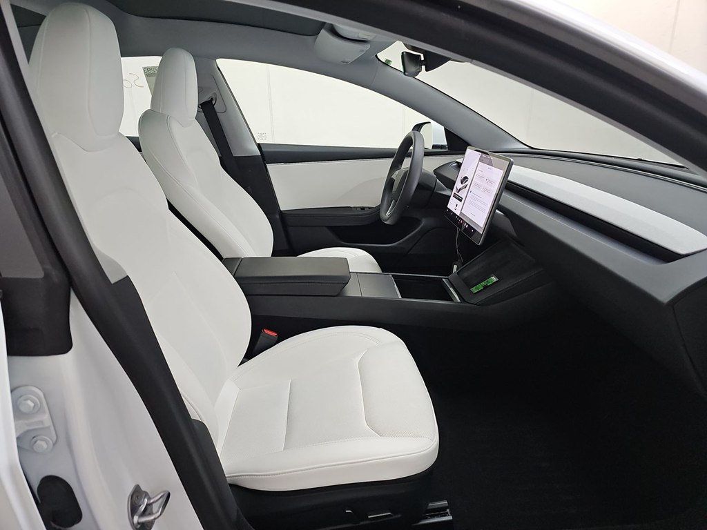 2025 Tesla Model 3 Long Range RWD - 22948406 - 10