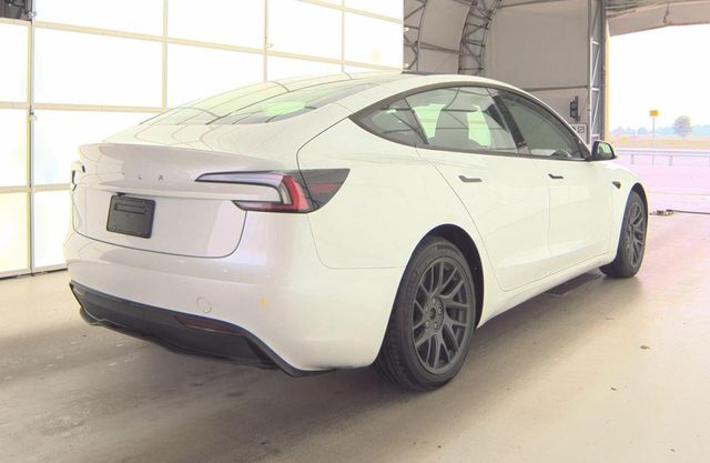 2025 Tesla Model 3 Long Range RWD - 23058241 - 3
