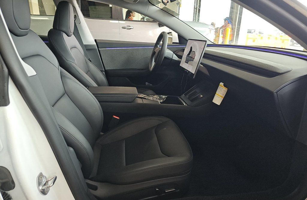 2025 Tesla Model 3 Long Range RWD - 23058241 - 7
