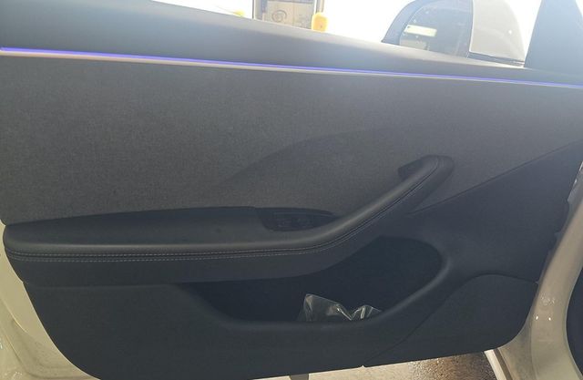 2025 Tesla Model 3 Long Range RWD - 23058241 - 8