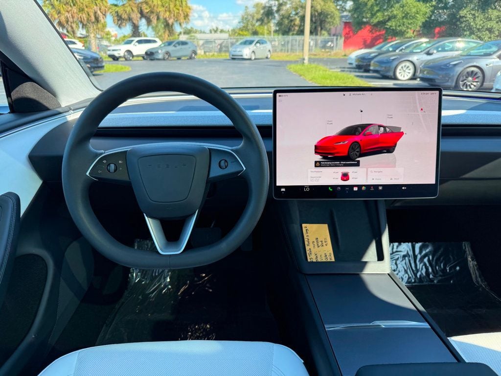 2025 Tesla Model 3 Long Range RWD - 22934378 - 17