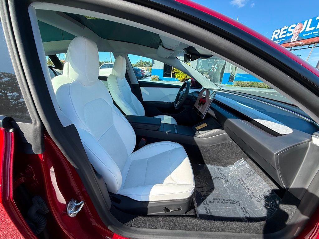 2025 Tesla Model 3 Long Range RWD - 22934378 - 29