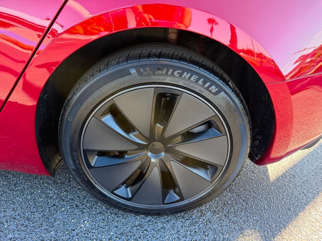 2025 Tesla Model 3 Long Range RWD - 22934378 - 33
