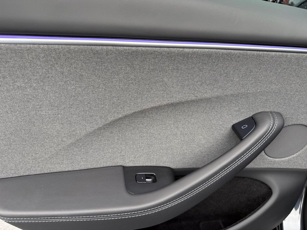 2025 Tesla Model 3 Long Range RWD - 22952833 - 21