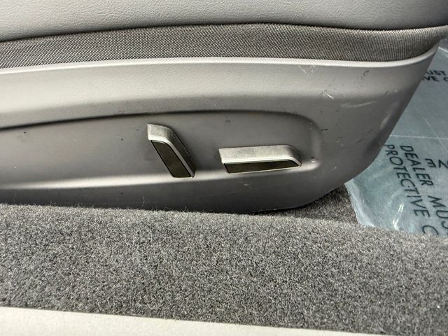 2025 Tesla Model 3 Long Range RWD - 22952833 - 30