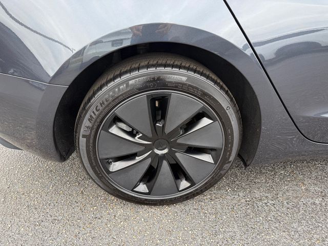 2025 Tesla Model 3 Long Range RWD - 22952833 - 33
