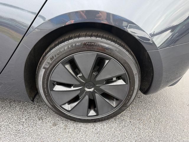 2025 Tesla Model 3 Long Range RWD - 22952833 - 34