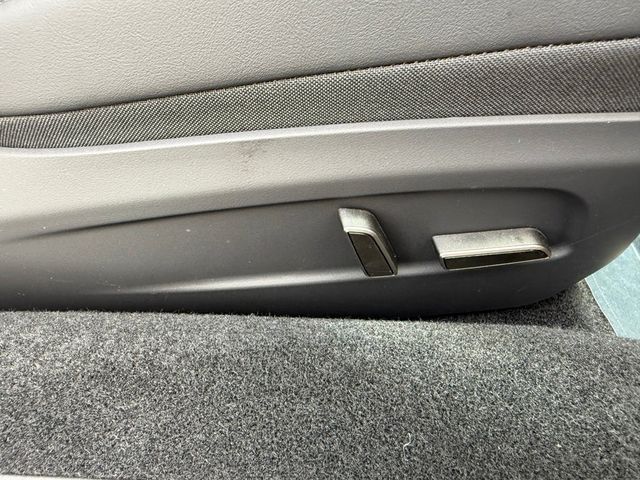 2025 Tesla Model 3 Long Range RWD - 23032343 - 29