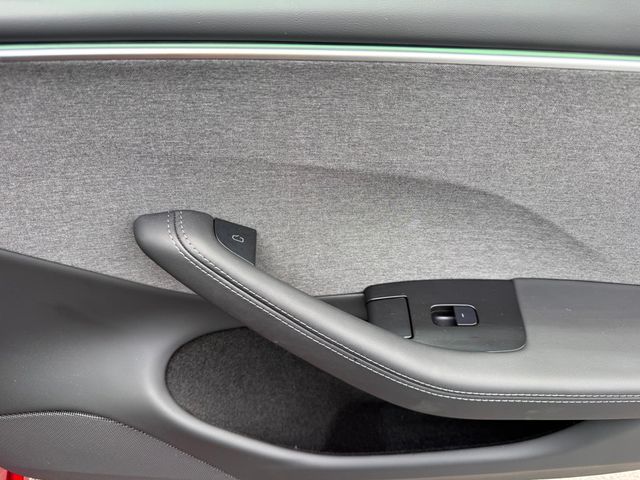 2025 Tesla Model 3 Long Range RWD - 23032343 - 30