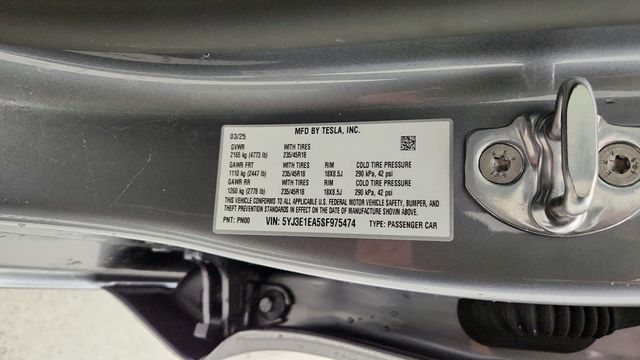 2025 Tesla Model 3 Long Range RWD - 22947382 - 12