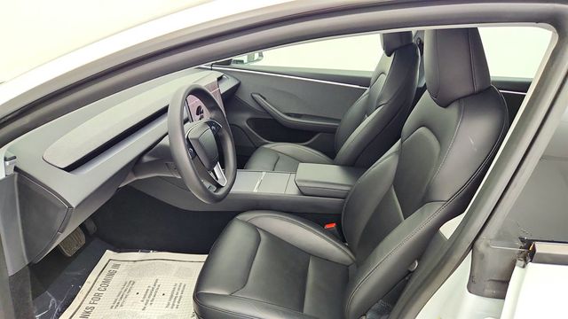 2025 Tesla Model 3 Long Range RWD w/ Full Self Driving & Premium Connectivity - 23023595 - 23