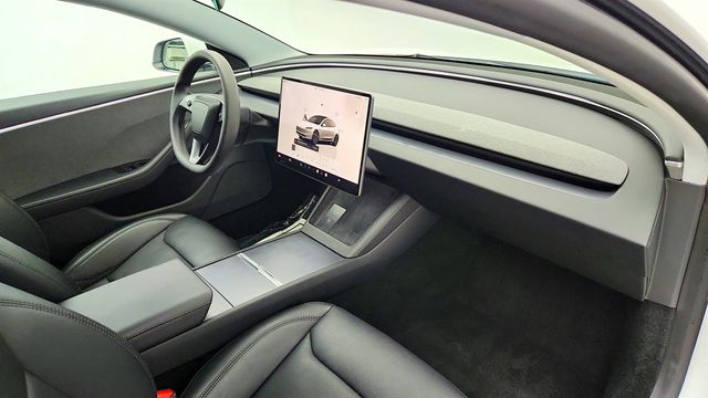 2025 Tesla Model 3 Long Range RWD w/ Premium Connectivity - 23023595 - 28